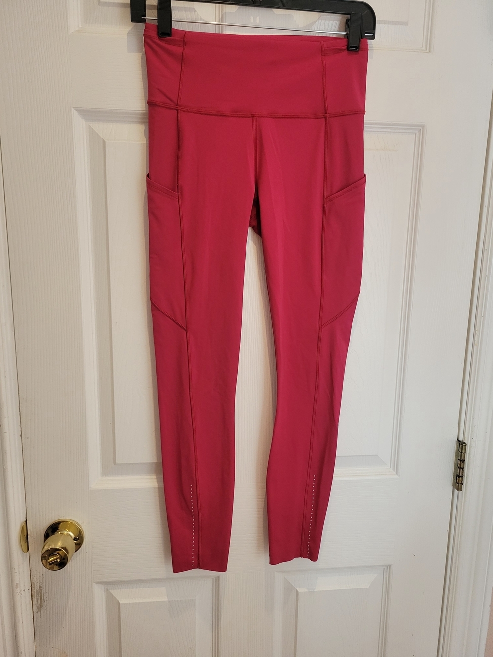 Lululemon Speed Up Crop Leggings Sz 6 Pink Magenta Running Tight Pockets Dots - Picture 3 of 12